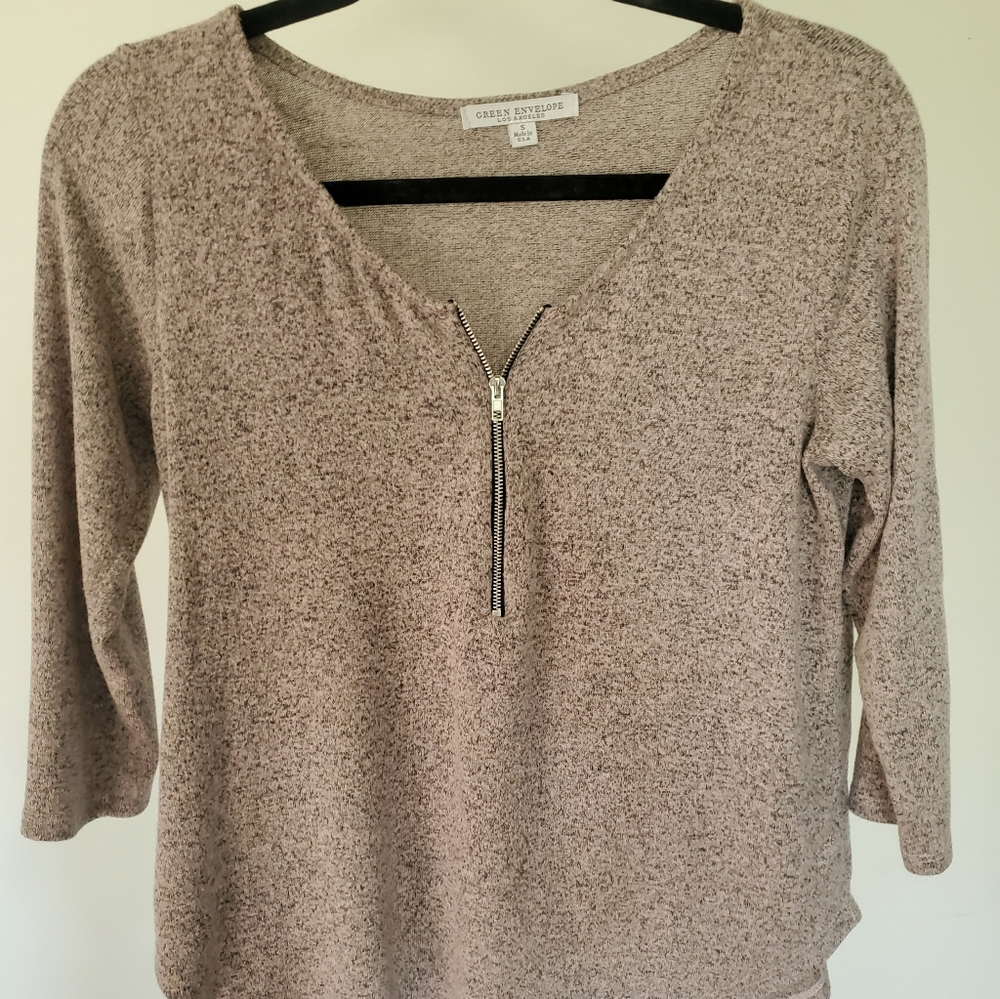 Zipper detail knit top
